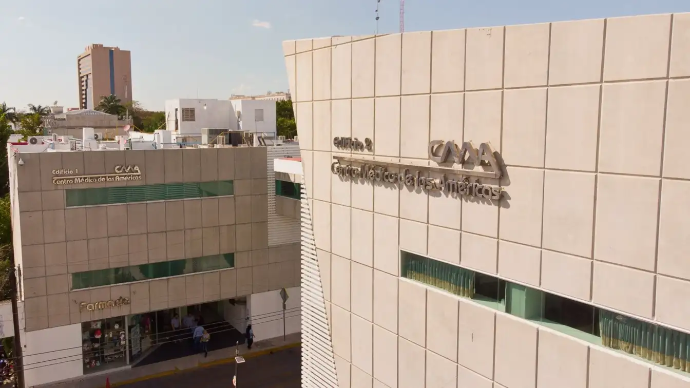 Edificios 1 y 2 del Centro Médico de las Américas (CMA) en el centro de Mérida